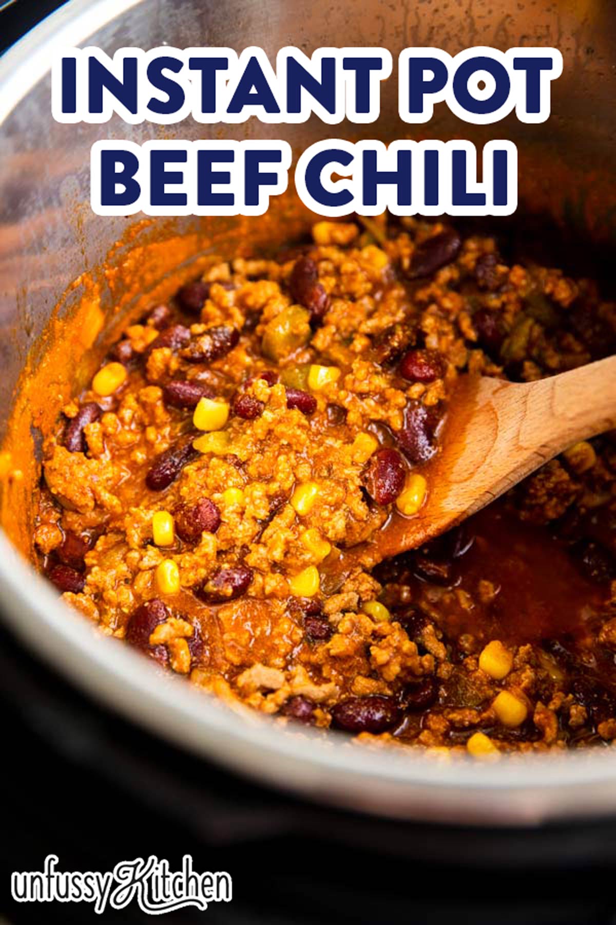 instant pot chili with text overlay