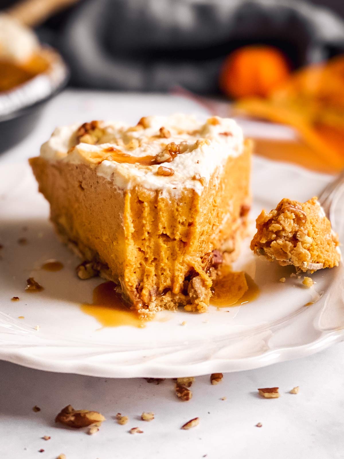 frontal view of pumpkin pie slice