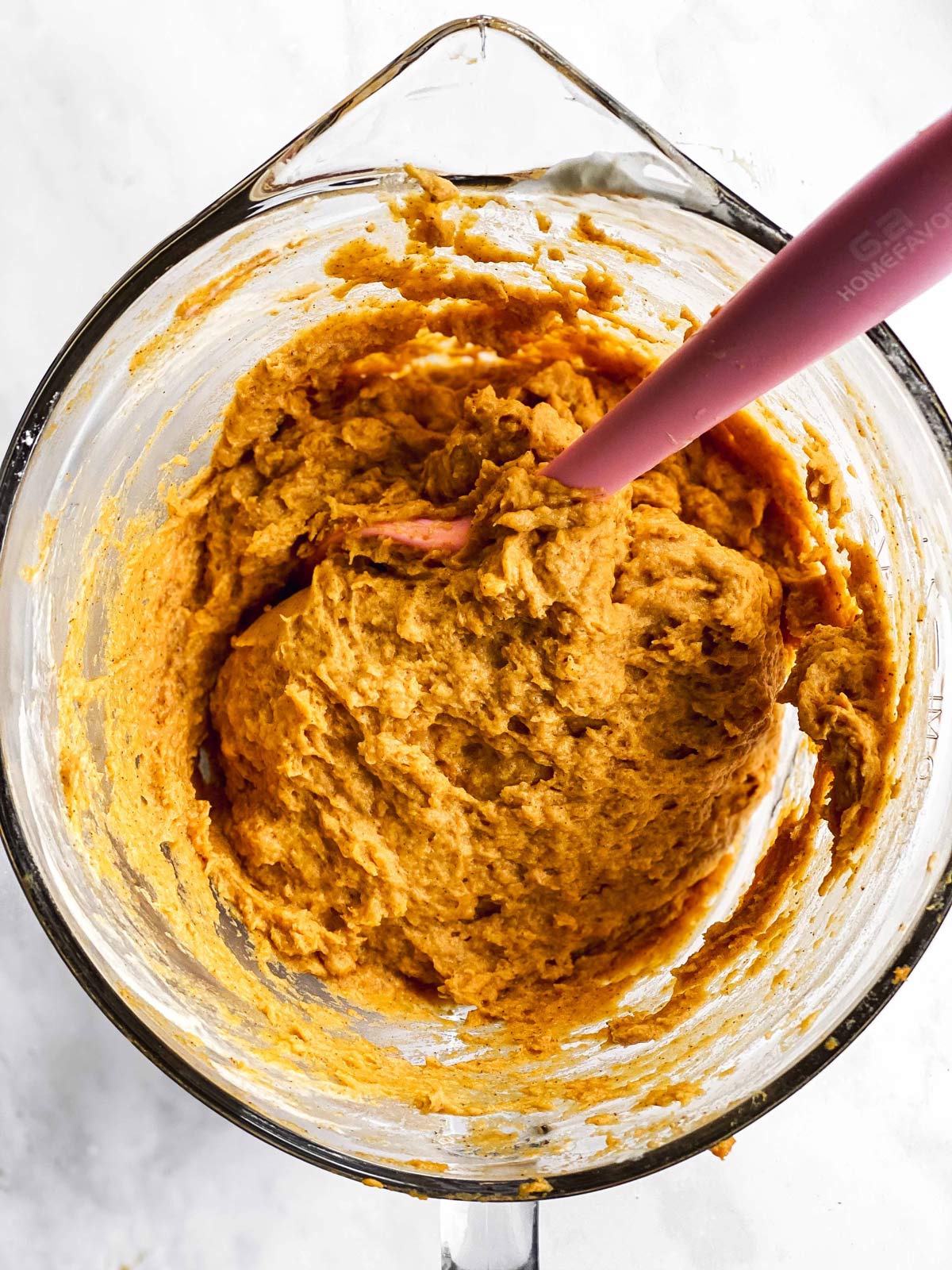 no bake pumpkin pie filling in a glass bowl